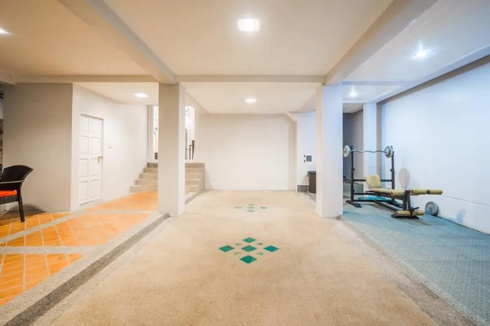 3 Bedrooms Pool Villa in Chalong